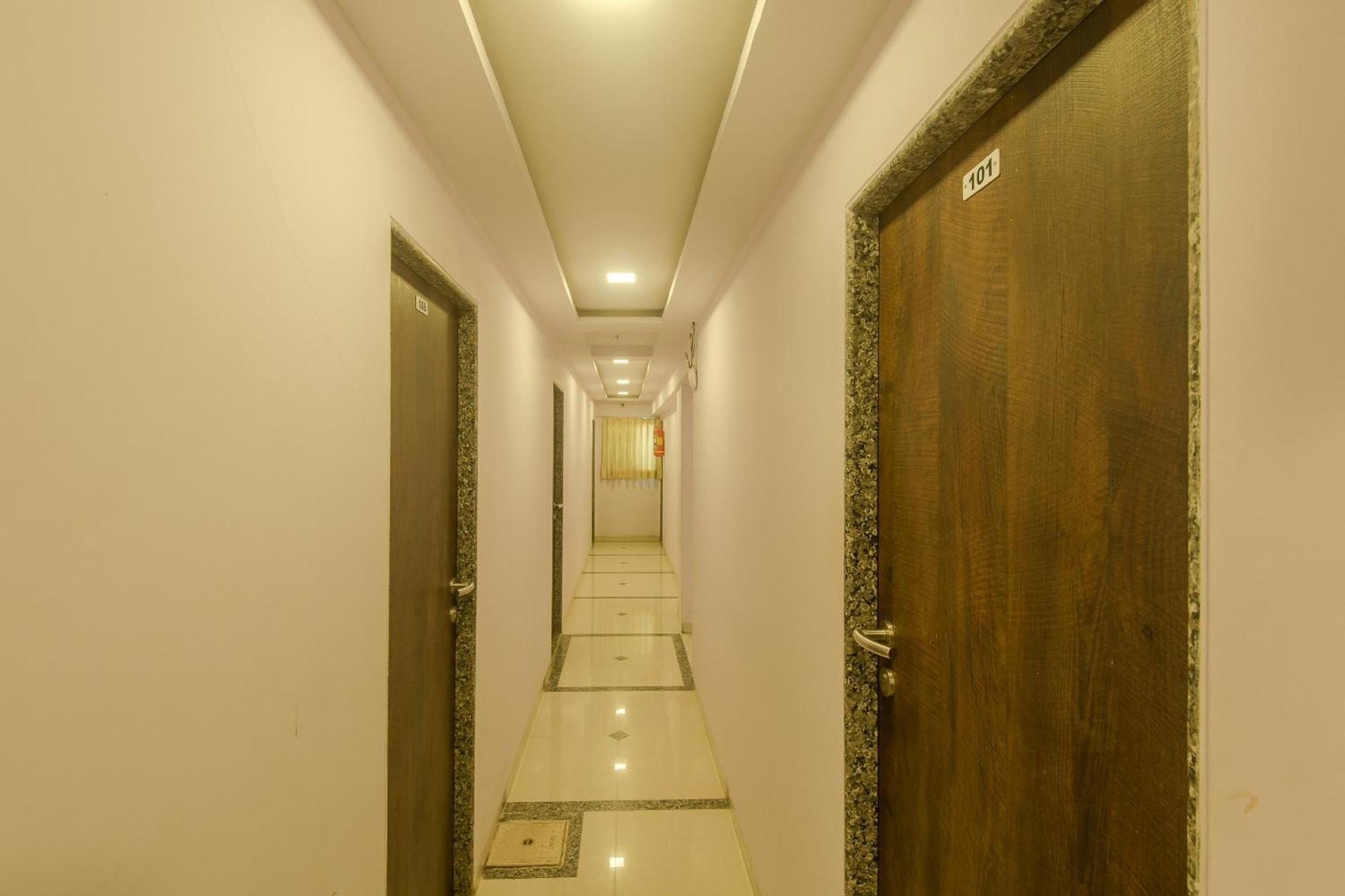 Hotel O Stayland Мумбаи Экстерьер фото